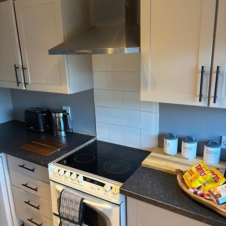 Fantastic Full 3 Bedroom Modern Apartment Belfast Exterior foto